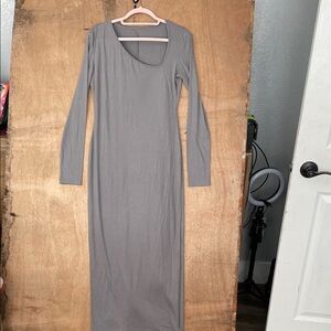 Micas Gray Long Sleeve Scoop Neck Maxi Dress Women’s Size Large Casual Evening